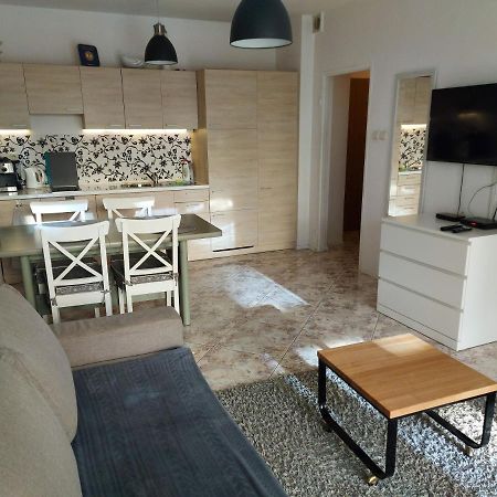 Apartament Portowy Z Garazem, Ul Towarowa Kolobrzeg Exterior photo